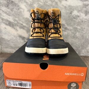 Boys merrell snow bank boot, size 2M